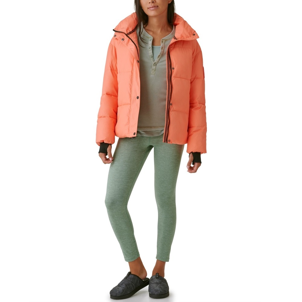 Bass Outdoor Women's Discovery‎ Puffer Jacket - Living Coral size Medium
